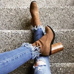 SOL SANA suede.ankle boot